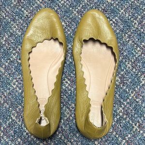 Preloved Chloe Green Scalloped Flats size 38